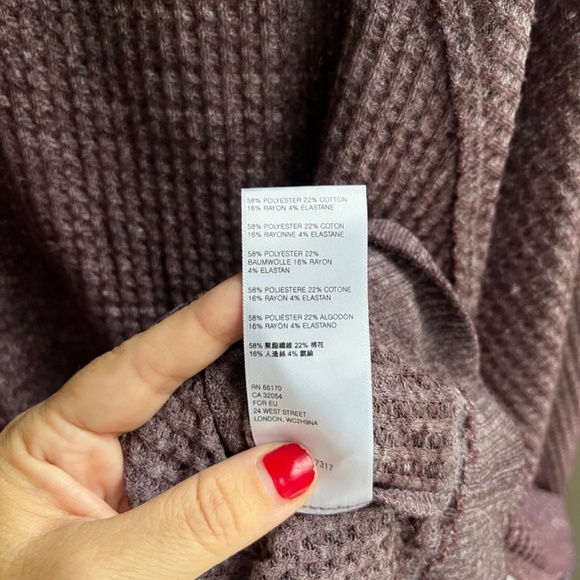 Free People Thermal Off Shoulder Blouse Washed Purple Oversized Fall, Size M - Picture 8 of 13